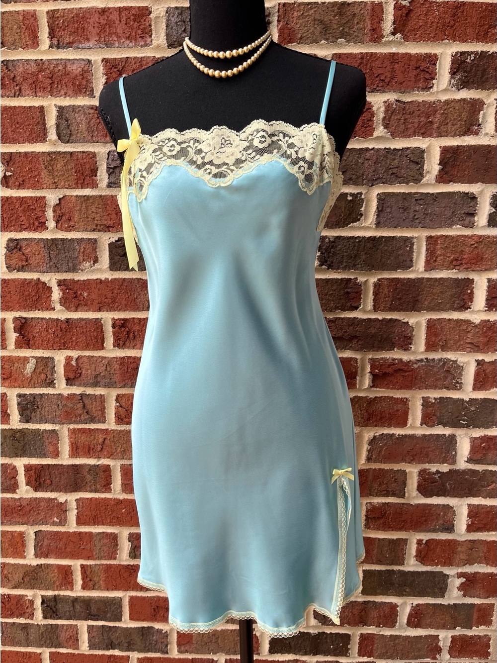 Victoria’s Secret 2004 aquamarine slip dress w lace trim, bow, front slit & ROBE